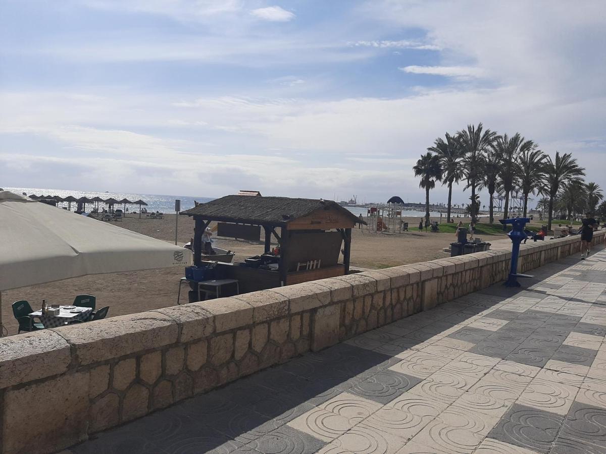 Apartamento Malaga Port Buitenkant foto