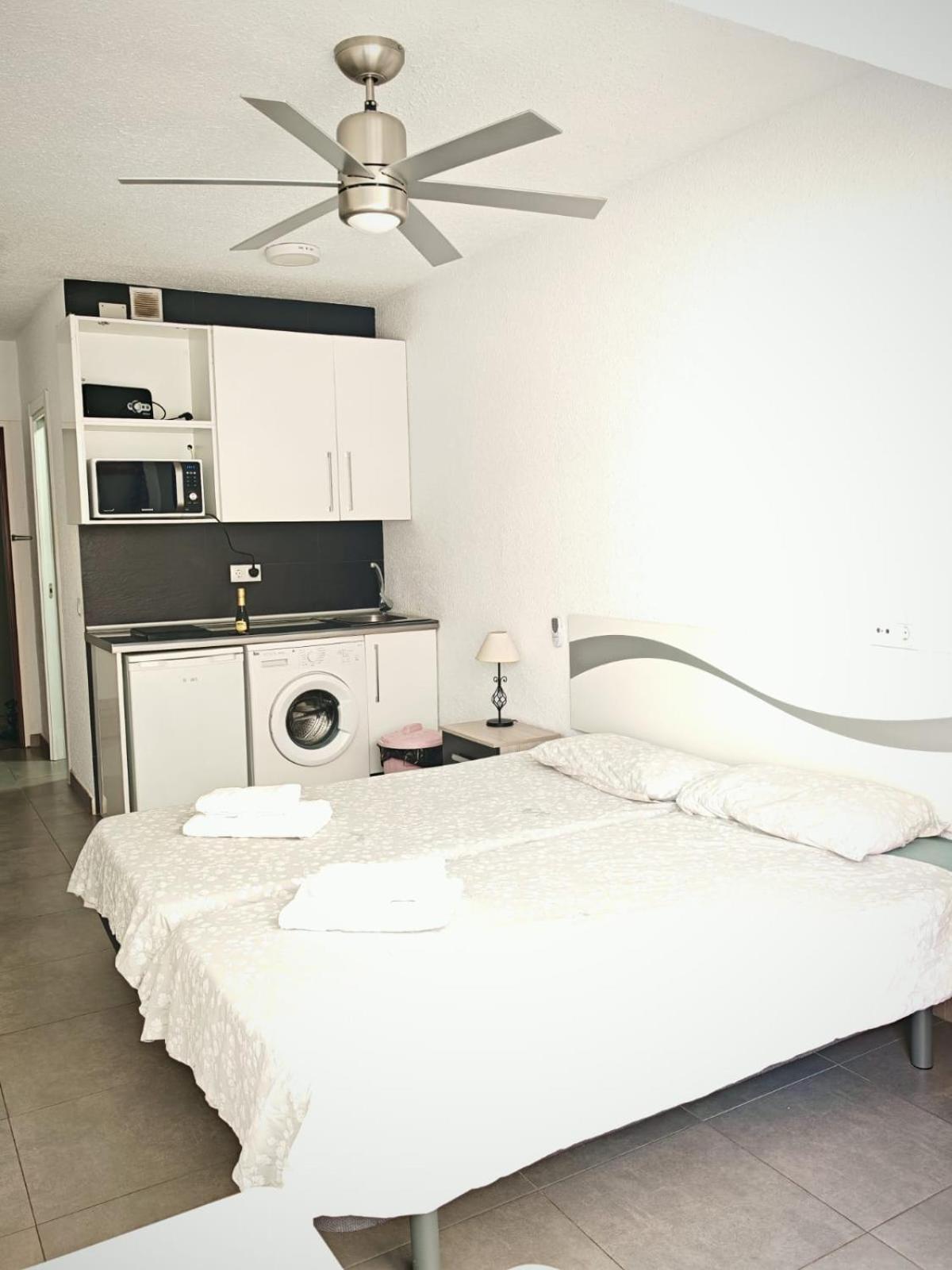 Apartamento Malaga Port Buitenkant foto