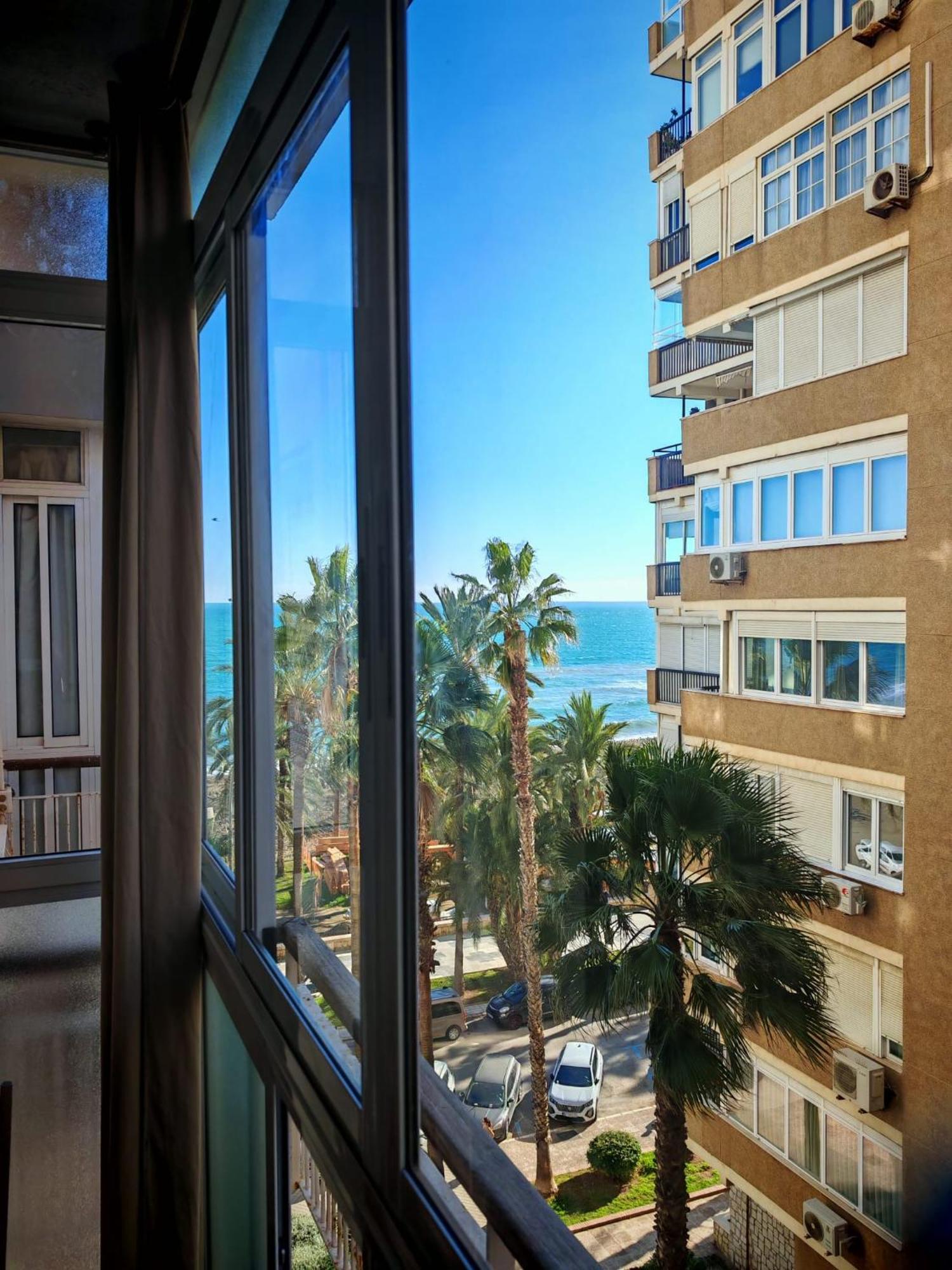 Apartamento Malaga Port Buitenkant foto