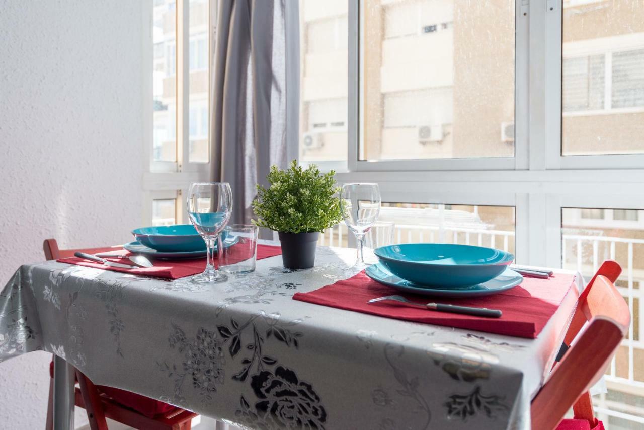 Apartamento Malaga Port Buitenkant foto